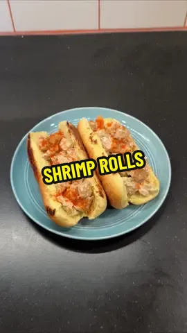 Shrimp rolls are basically lobster rolls without the hefty price tag #ShrimpRolls #SeafoodLovers #BudgetEats #GriddleCooking #FoodieTikTok 