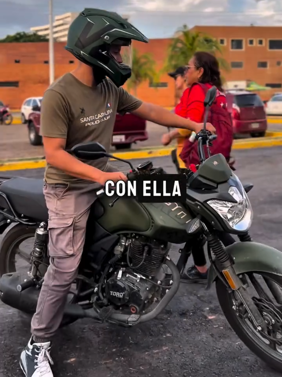 ¿Pensando en comprarte una moto?😎 Nuestros usuarios son quienes mejor cuentan la experiencia de vivir la pasión por las dos ruedas con Toro Motorcycles. 💯 #motostoro #lecheria #barcelona #puertolacruz #moteros 