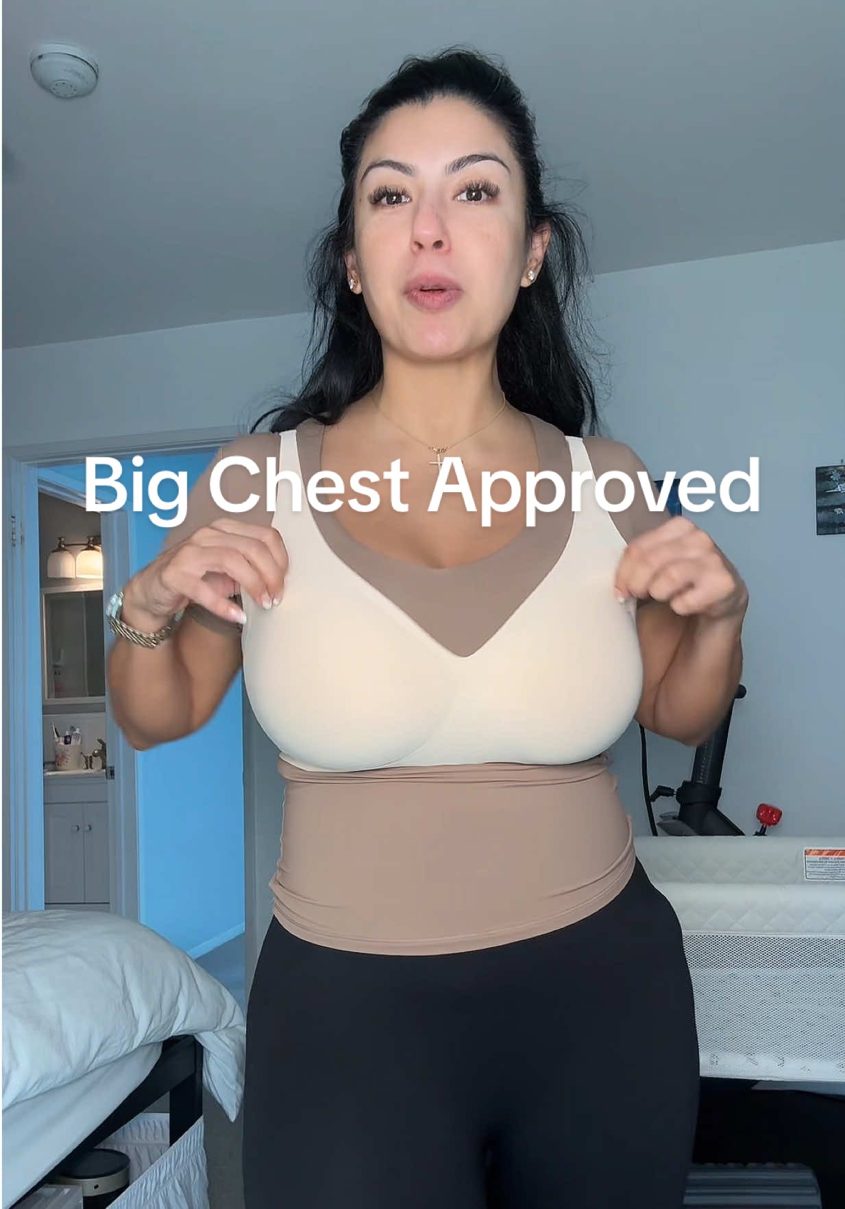 Ok girls on tiktok weren’t lying! These bras really are soooo seamless! #seamlessbra #bra #womenswear #MomsofTikTok #curvybodies #vrcomfybra #vrcomfy #tiktokshopfinds #tshirtbra #womens #bigchestapproved 