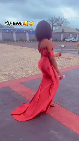 Queen herself ❤️#CapCut Saturdays are for wedding 🥰😇 #asoebiduties🥰💃 @𝕊𝕪𝕝𝕖𝕟𝕥𝕖𝕖💥 #fashion #fypppppppppppppp 