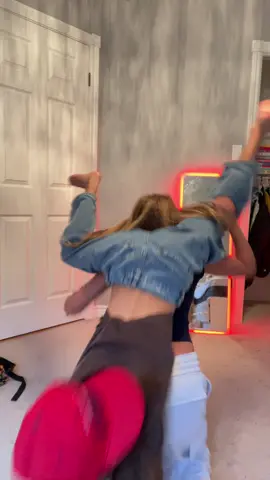 #foryoupage #sec1 # magasinage #🛍️ #soiree #bestie @leylapilon7