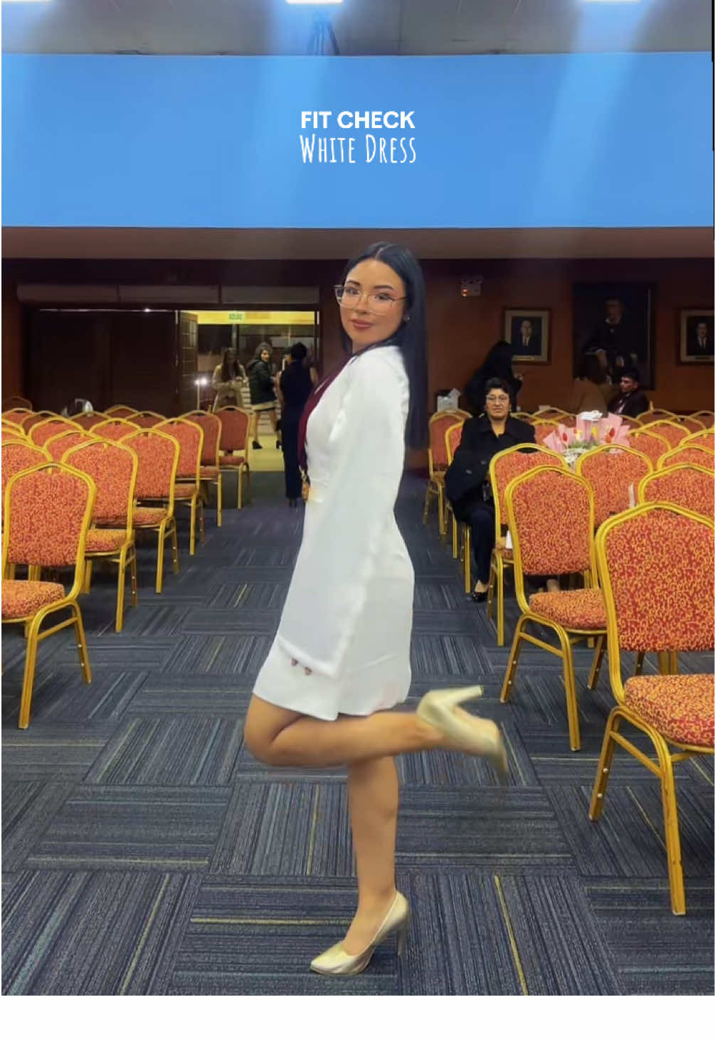 El vestido perfecto para un momento inolvidable…🥹✨ #outfitinspo #contadoras👩🏻‍🎓❤ #outfitideas #whitedress #elegant 