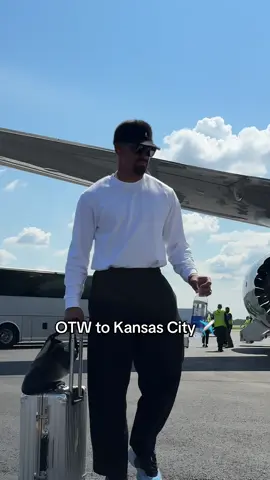 Time to #FlyEaglesFly to KC #eagles #nfl #travel 