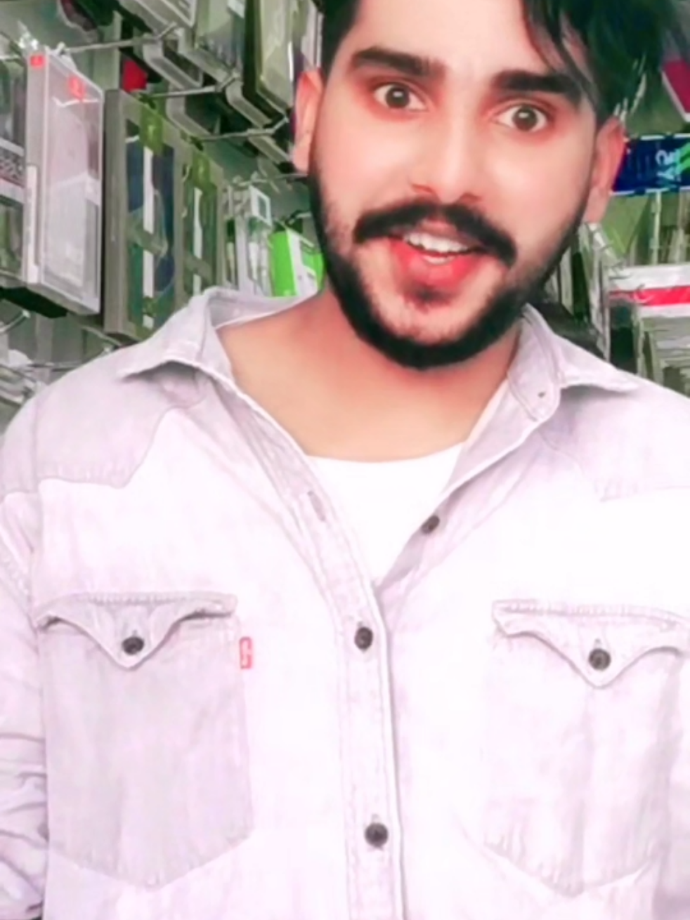 😁അങ്ങോട്ട്‌ പറന്നെ 💖😜✨