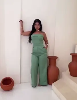 Super tendências!!!Macacão tomara que caia pantalona🛍️ • • • #macacaolongo #fypシ゚ #lojaderoupas #look 