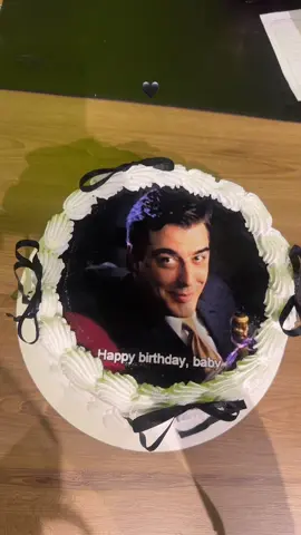 simplesmente, MEU BOLO 😮‍💨🖤 #foryou #fyp #mrbig #satc #sexandthecity 