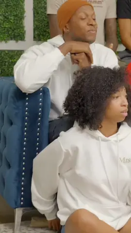 What is a Chicken’s favorite nut? 🤣 #deepfakequotes #roundtablegameshow 