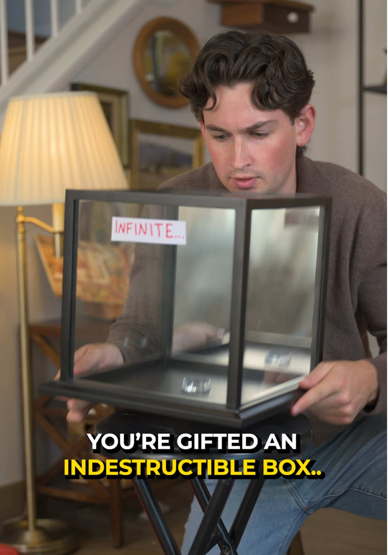 The apple in an infinite box theory will make you question your existence 😳