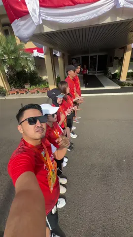 lari atau pura pura lari?🧐