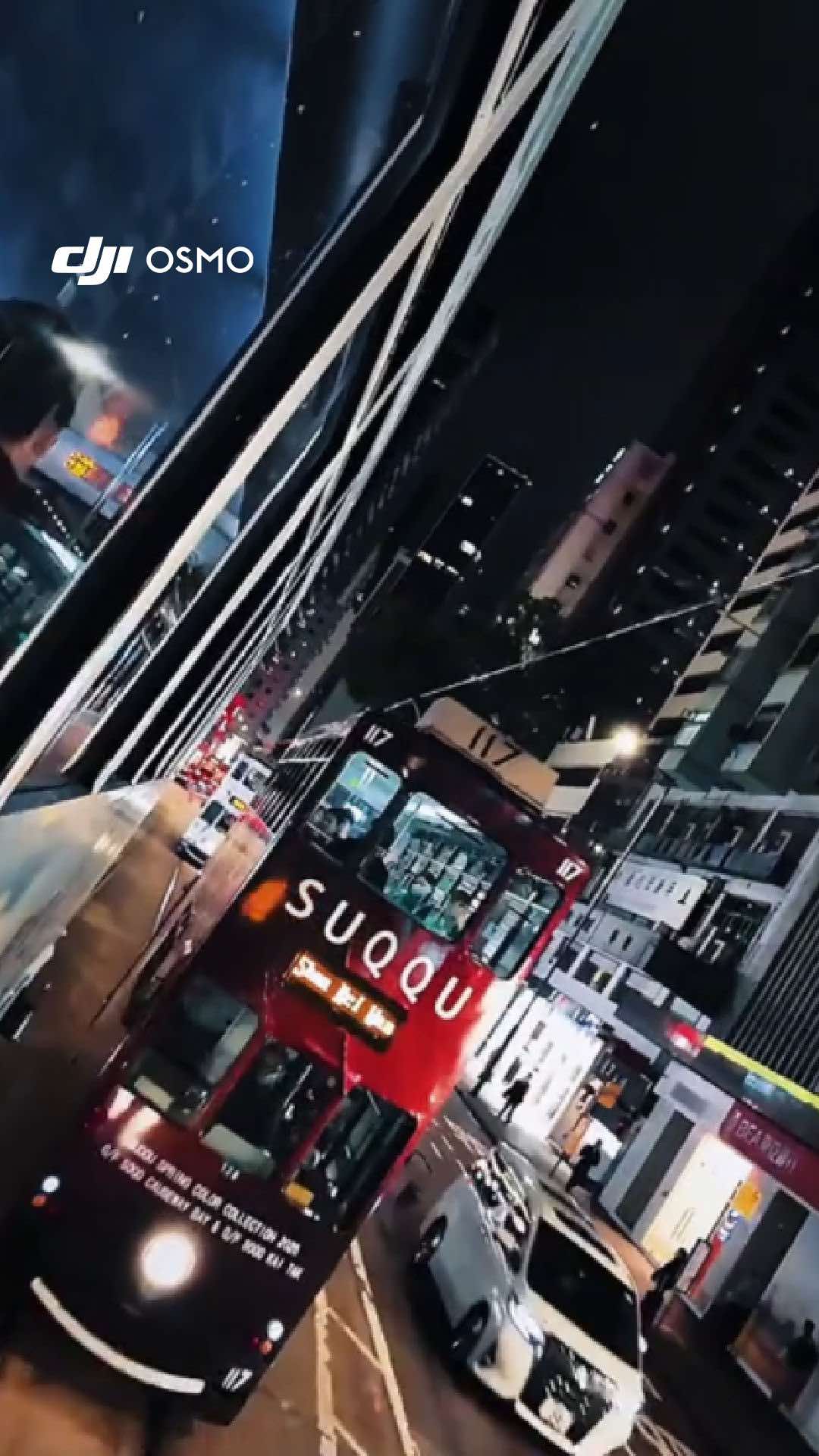 Testing Osmo Pocket 3 with a spin shot in Hong Kong 🌃 Low light performance test shows stunning night videography results with cinematic clarity. #djiosmo #osmopocket3 #Vlog #hongkong #spinshot