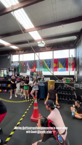 All about RF today 🏋🏻‍♀️🤸🏻‍♀️ #royalfamilydancecrew #dance #crossfit #fyp 