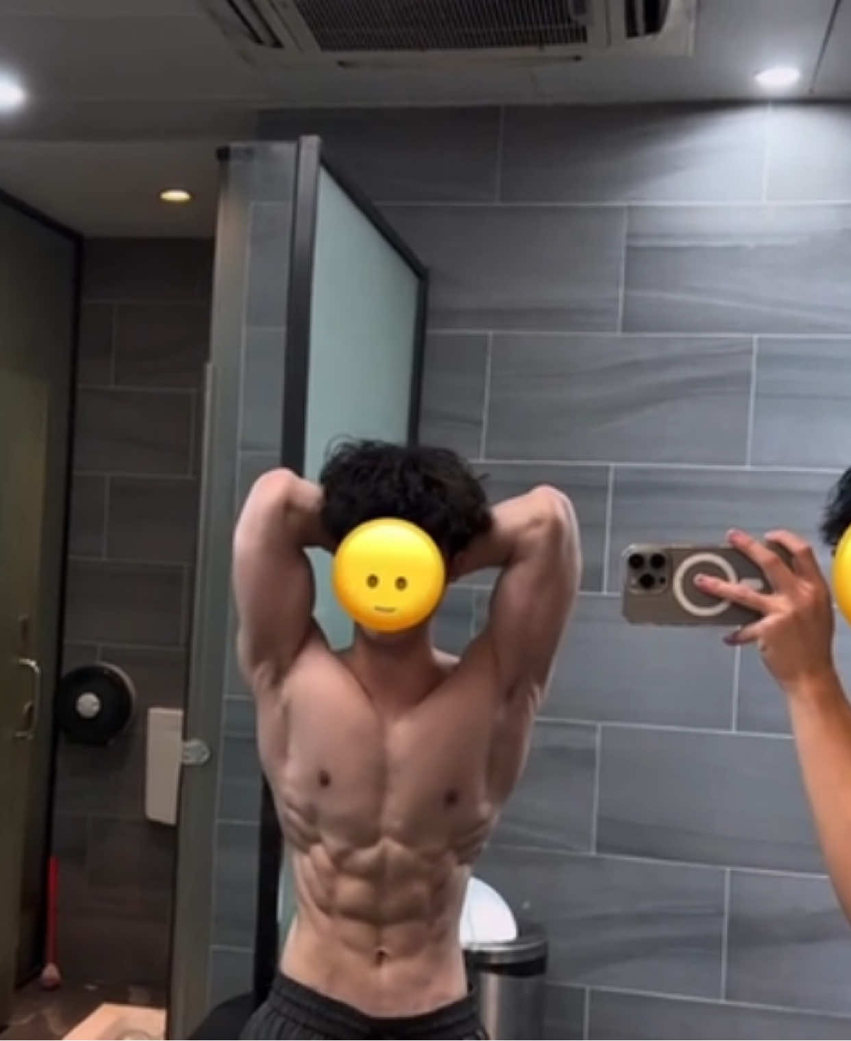 Shows body vào phần bình luận đi bro 🫵#xuhuong #davidlaid_motivation #gymmotivation #gym #thaydoibanthan 