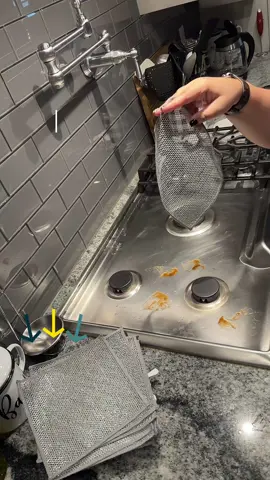 Tough messes don’t stand a chance 💪 These 10-wire multipurpose dishcloths are perfect for scrubbing stoves, pots, pans, and countertops without falling apart. Durable, reusable, and easy to rinse clean — they make kitchen cleanup fast, simple, and actually kind of fun. ✨Free Shipping #GenXHome #DishClothHack #AmazonFinds #TikTokMadeMeBuyIt #HomeEssentials