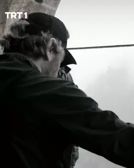 كواليسهم تجننن و نظرات اولاش لا دينيز حبيتت😩😩#هذا_البحر_سوف_يفيض #اولاش_تونا_استبي #دينيز_بايسال #taşacakbudeniz #عادل_اسماء 