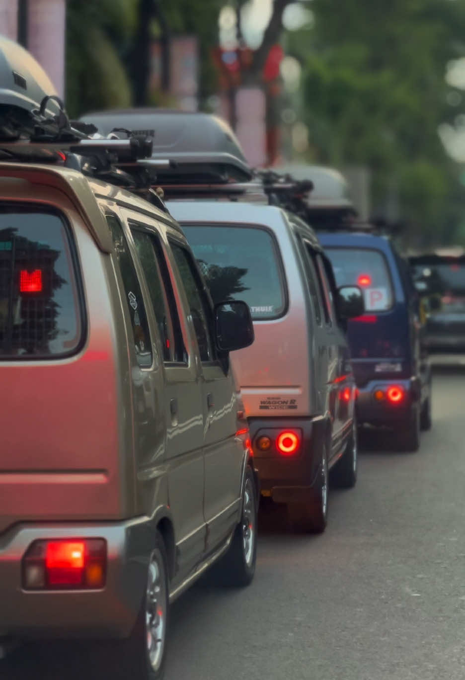 Pulang bimbel with @pink.krmoon @Karimoon.Gold @karimoonriver 🌻 #karimunkotak #karimunkalcer #thule #japan #fyp 