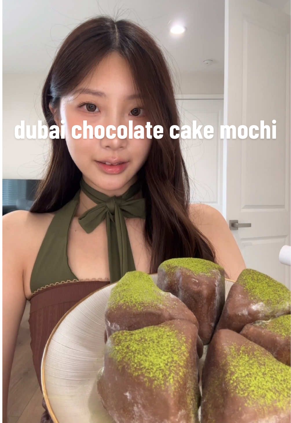 🤎💚#dubaichocolatecakemochi #dubaichocolate #mochimukbang #tiktteok #cakemochi 