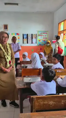 Kamu Cita Cita Nya Apa Sih? Supir Truk#CapCut #lewatberanda #drivermuda #4upage #fyp 