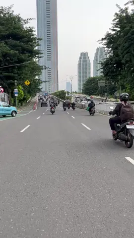 VIDEO MENTAHAN KE 7 #videopolosan #mentahanvideo #jakartacity #lewatberanda #fypシ゚ 