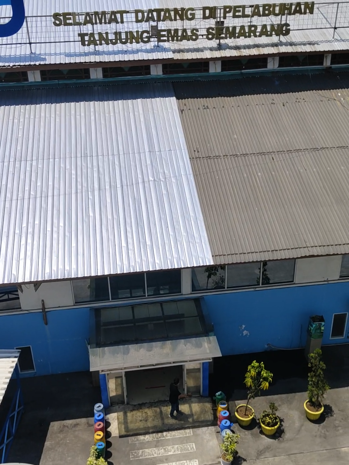 pelabuhan semarang #kapallabobar #pelabuhantanjungmas  #penumpang  #dermaga  #jadwalkapal 