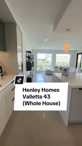 🏡 welcome to my new crib… the Henley Valletta 43 with the Novella Facade 🤍 @Best homes  #displayhomecribs #displayhome #henleyhomes #valletta43 