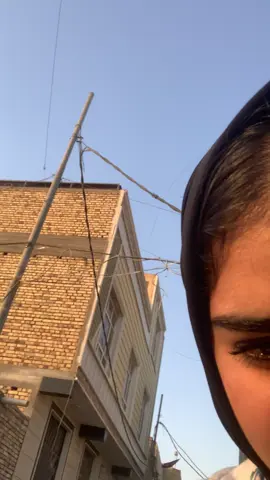 عَيوني الي مَدمعهه دائمااً😂😞