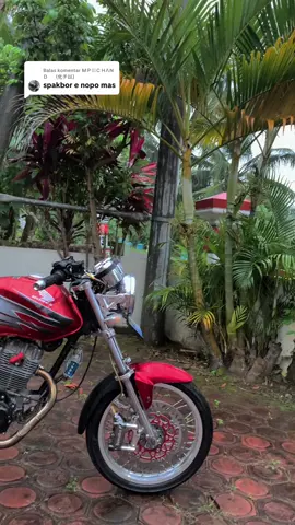 Membalas @ＭＰ░ＣＨΛＮＤ　（化チ以） Spakbor R15 ready keranjang kuning sam 😁 #spakbor #r15 #megapro_primus #fyp 