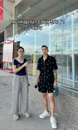 Thu nhập của anh nó cũng Ba lăng nhăng ấy mà 