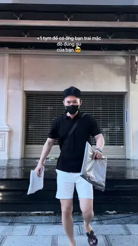 combo áo đen + short trắng chưa bao giờ làm chị em thấ.t vọng🥰 #phoidonam #Lifestyle #nguoiyeulytuong #quanshortnam #quanshort 