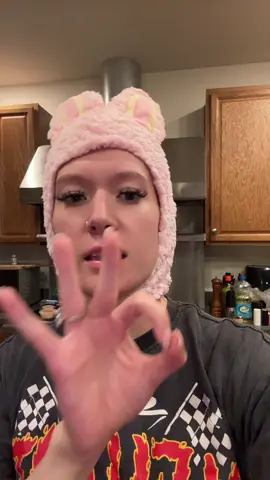 Please let me know #halloween #costume #costumeideas 