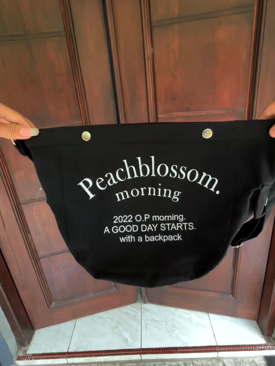 Tas Selempang Bahu Kanvas/Canvas unisex pria dan wanita motif GOOD TIMES HAPPY DAYS - by overpassion #taskanvas #slingbagkanvas