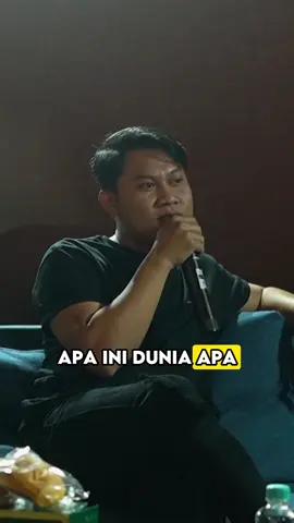 Dunia hiburan itu keras, tapi jangan nyerah! Tonton sampai habis potongan video ini, di mana Agus Kotak kasih rahasia-rahasia nggak terduga buat kamu yang mau bertahan di industri entertainment. Dijamin tips-nya bikin kamu langsung pengen coba! Tonton video lengkapnya di YouTube 