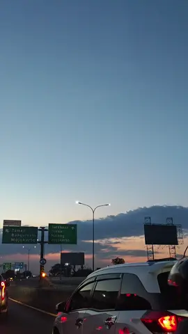 langit indah✨