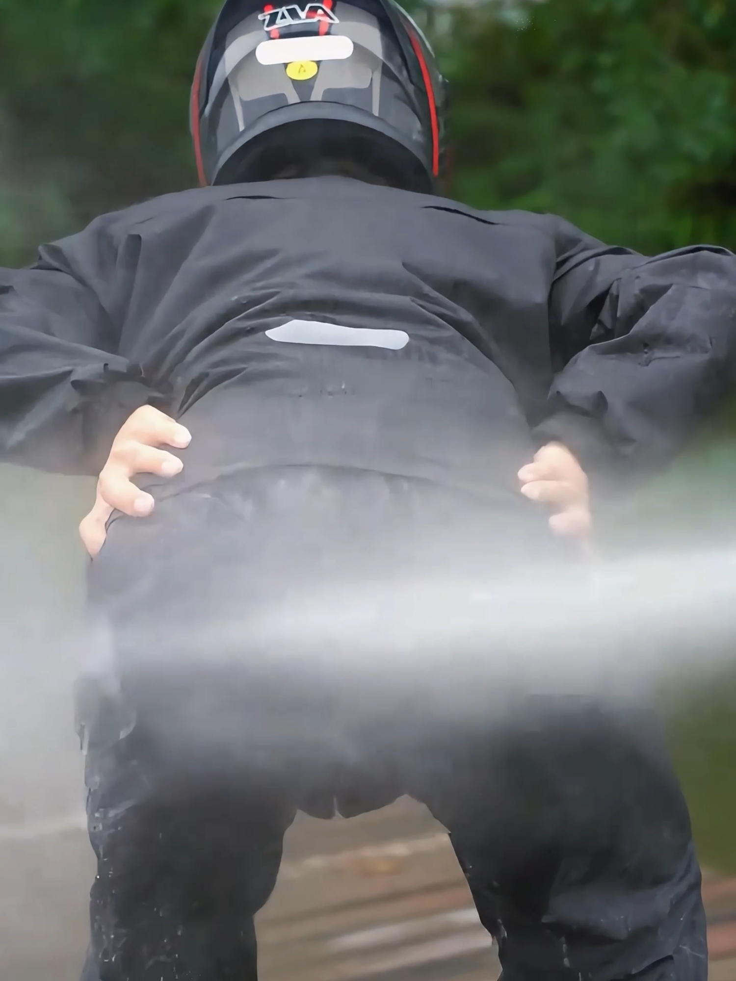 Get yours now for only 219 pesos #kapote #raincoatmakapal #raincoatwaterproof #raincoat #riders #fyp