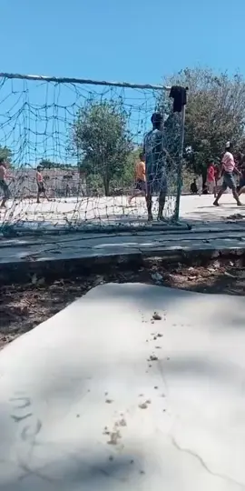 cari kesibukan di siang hari#tiktoklive #livehighlights #olahraga 