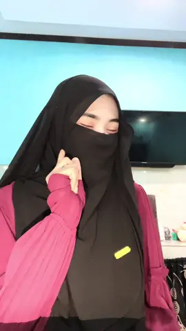 Tipis tipis aja, yang penting 💅🏻#fypage #fypagetiktok #akhwatbercadar #viraltiktok #trend #berandatiktok #muslimah #gadisaceh 