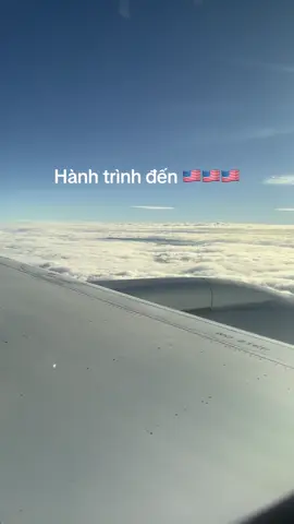 Lần đầu đặt chân đến xứ người xa xôi. ☘️