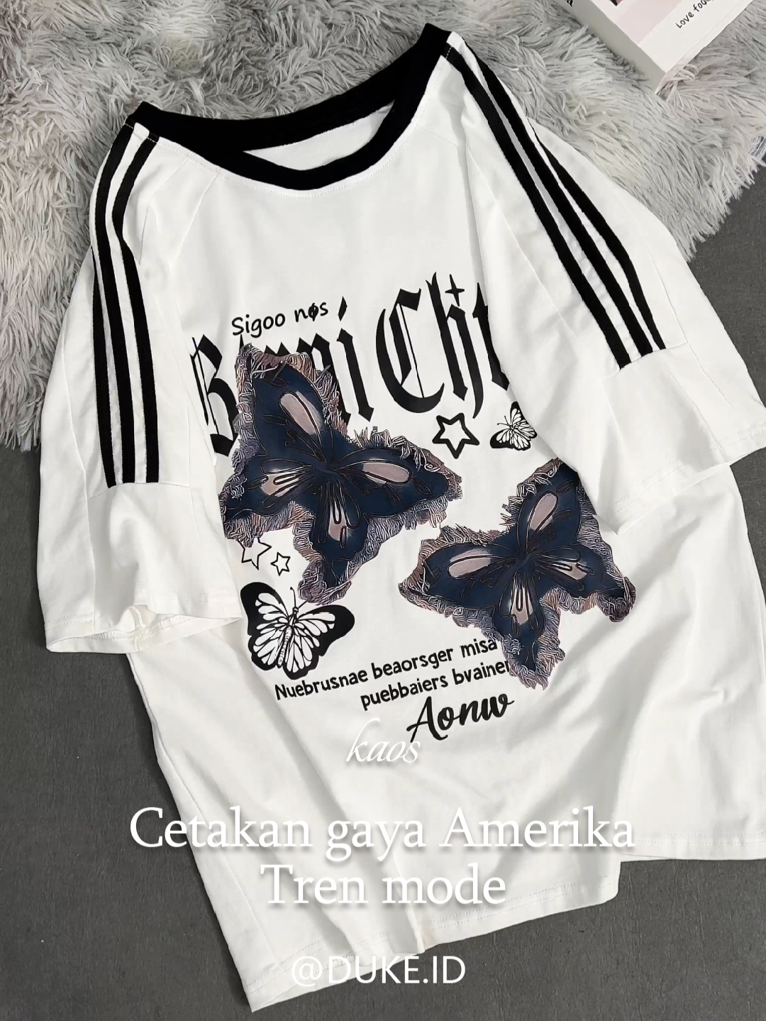 Kaos oblong bergaya Amerika yang trendi – pusat perhatian di mana pun Anda pergi!#kaos #kaosoversize #kaosmurah #kaosviral #kaosdistro #fry #foryou #tshirt