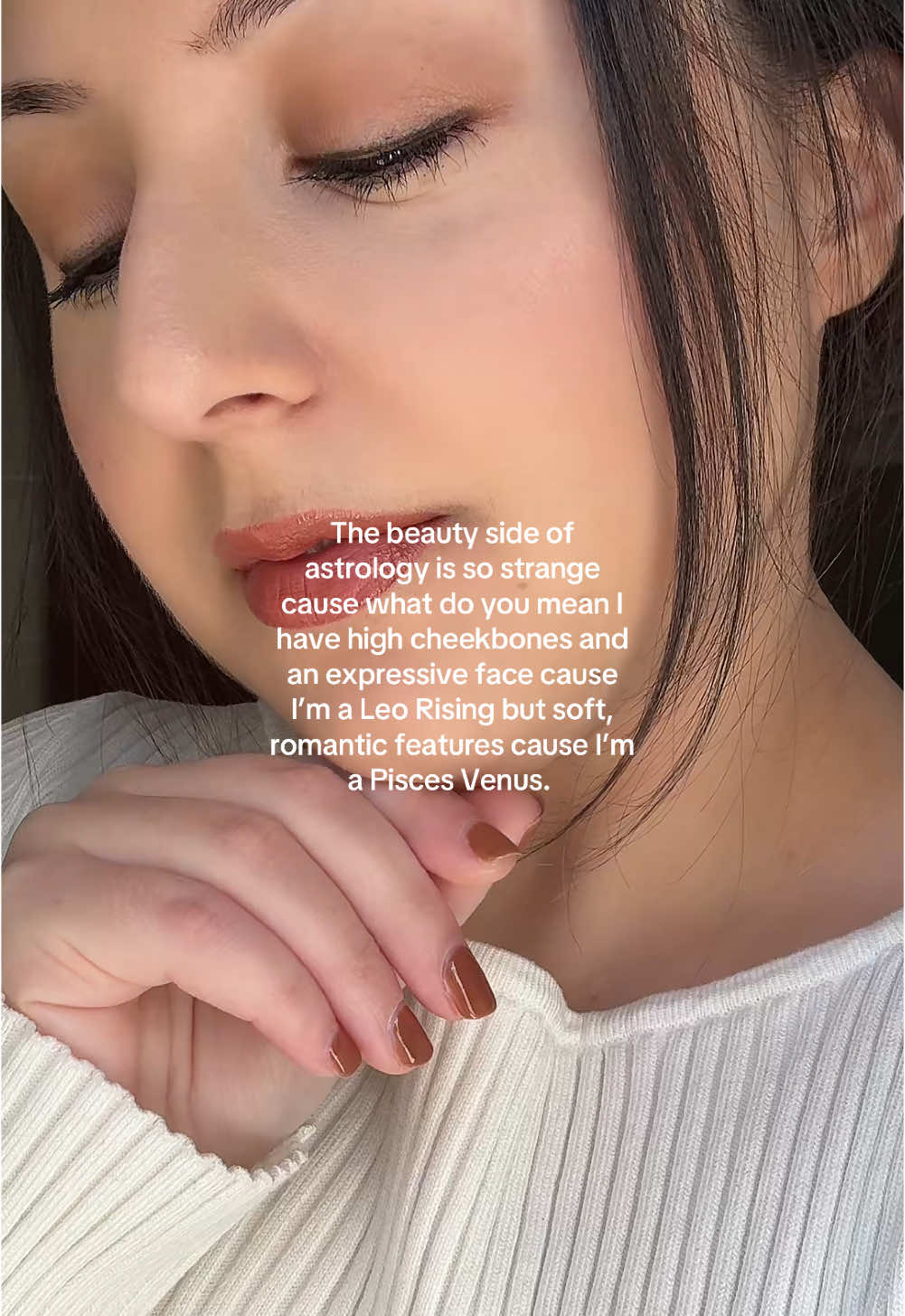 Beauty astrology is fascinating 💫 #astrology #astrologytiktok #astrologysigns #zodiac #zodiacsigns #piscesvenus #leorising #BeautyTok #beauty #girlythings #fyp #fypシ 