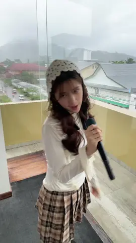 aku hanya anak kampung 😔 #vianwuu #chindogirls #trenndingviralvideo #coverbyvianwuu #fypシ゚viral 
