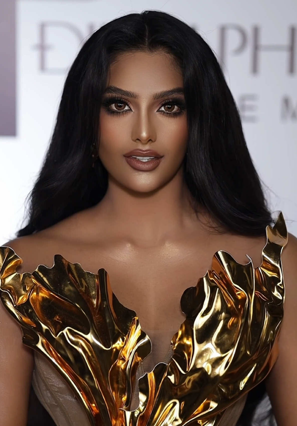 Miss Charm hông biết nữa 💄#fyp #makeup #bienhinh #vairal #dinhphatacademy #xuhuong @MISS CHARM 