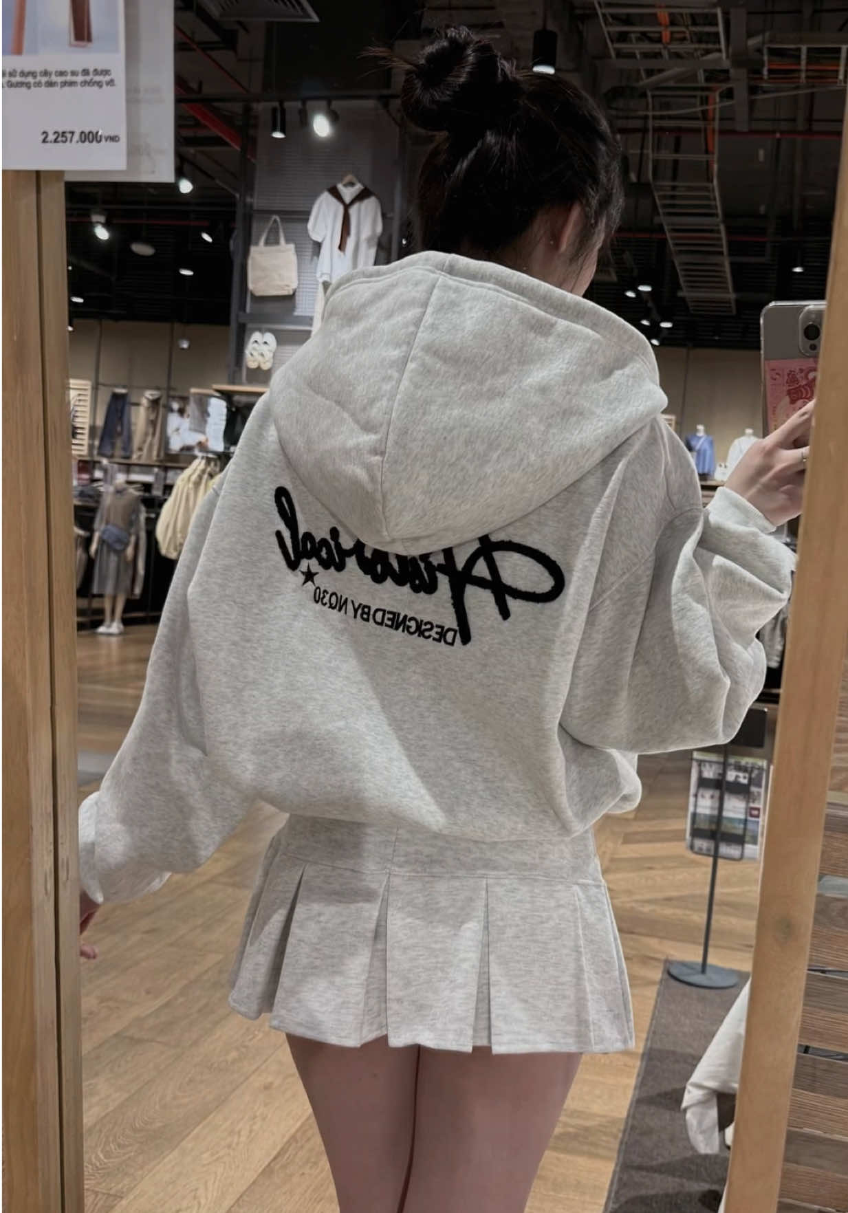 +1 máy pick đồ thu đông sớm 🤭🤭 #outfit #hoodie #mixandmatch #phoidoxinh #xuhuongtiktok 