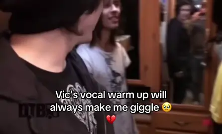 UHHHH #PTV #vicfuentes #jaimiepreciado #lonielrobinson #tonyperry 