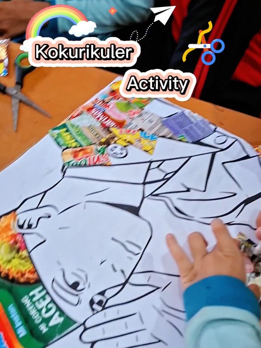 KEGIATAN KOKURIKULER TEMA *Ekspresi Kreatif* dengan Jenis Kokurikuler GEMAR BELAJAR yaitu kegiatan membuat karya seni dari bahan daur ulang disekolah ♻️  File Sketsa ada di Link Bio Cikgu Bapak/Ibu Guru yang mau ☝🏼  #kokurikulersd #ekspresikreatif #gemarbelajar #deeplearning #kurikulummerdeka @SD NEGERI 21 PEKANBARU 