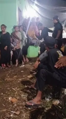 acara #kesenian #traditional #kesurupan #massal #fyppppppppppppppppppppppp 