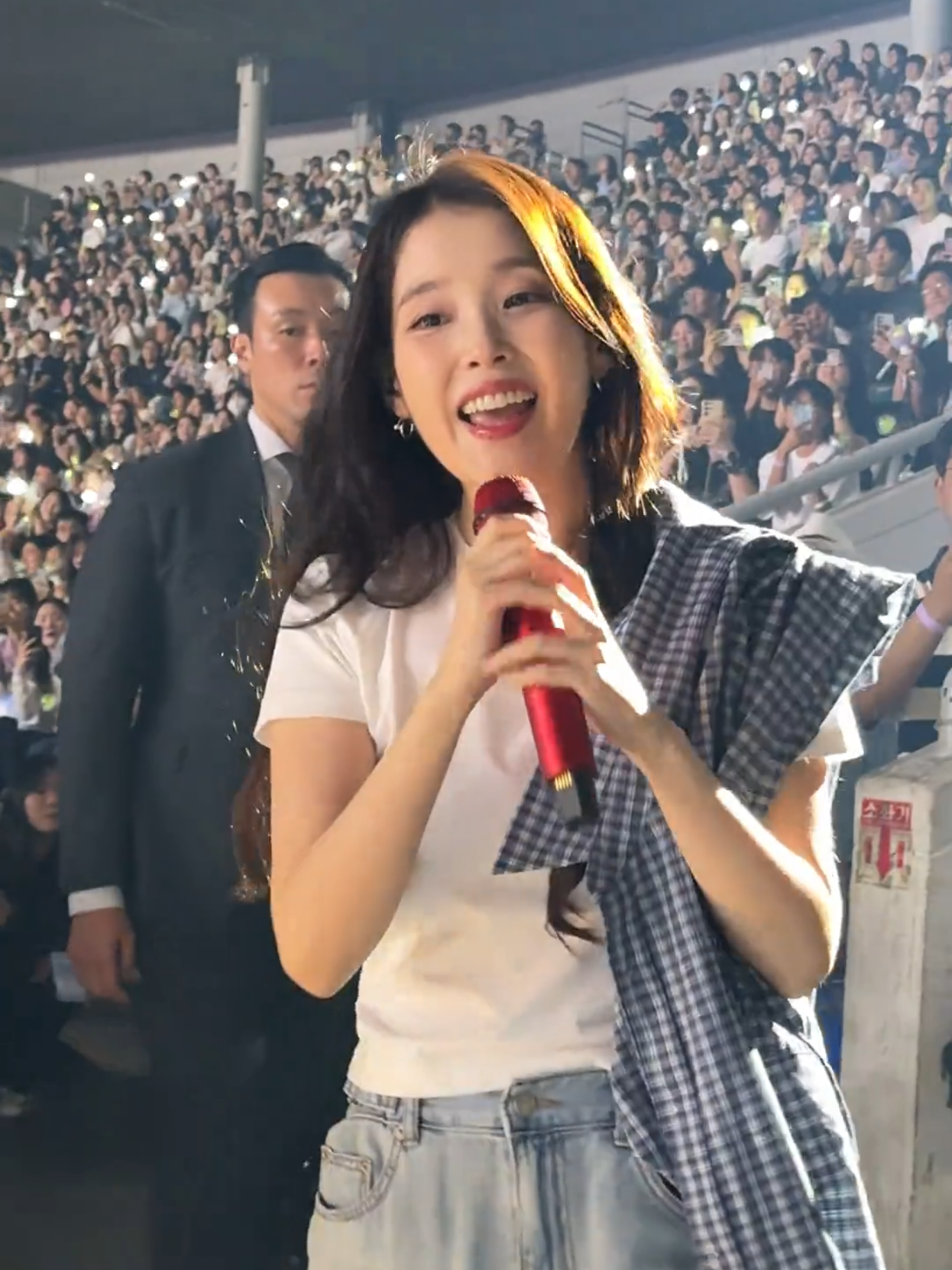 #iu아이유#iu粉丝见面会 #李知恩 #iu现场近距离看看 