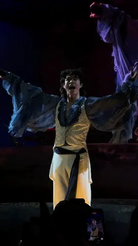 when u successfully manifest the exit for the surprise song ❤️‍🩹 @conangray #conangray #wishbonetour #wishbonepajamashow #cincinnati #wishbone @user6141013131857 @coneworld 