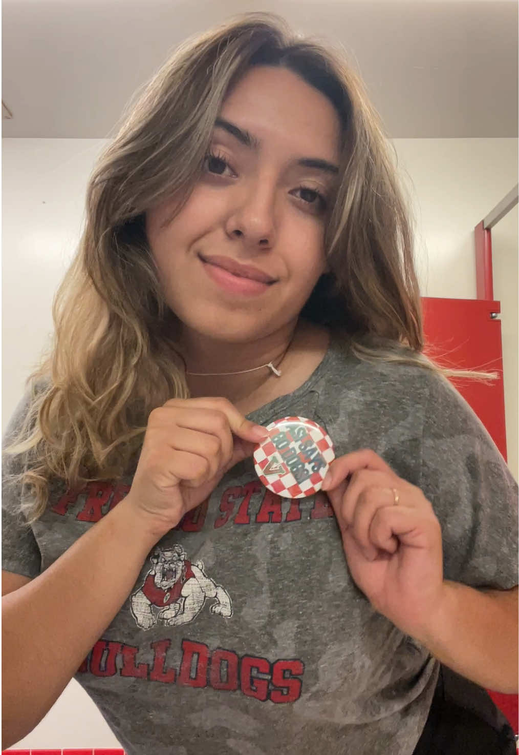 I love game day🏈 shout out to Maris for the cute pin! #FresnoState #GoDogs #cfb #fyp #OOTD 