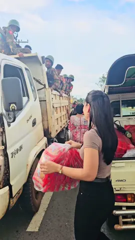 #အမြင့်မြတ်ဆုံးသောဂုဏ်💚@Shwe Yupar Oo #ဂုတ်တွင်းတံတားပြန်လည်တည်ဆောက်ပြီးစီးအောင်မြင်