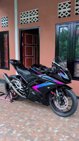 Minggu di rumah aja lah😁 #r15v3 #r15ganteng #r15gank #r15black 