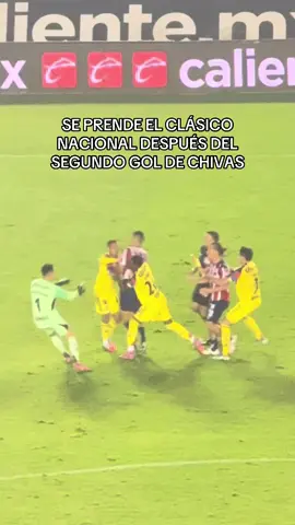 Chivas lo va ganando 2-0 ante América.